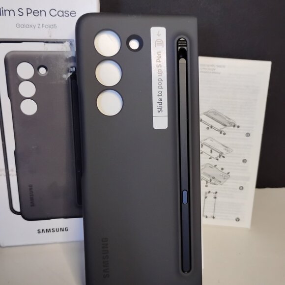 Galaxy Z Fold5 Slim S-pen Case, Graphite - Picture 2 of 16